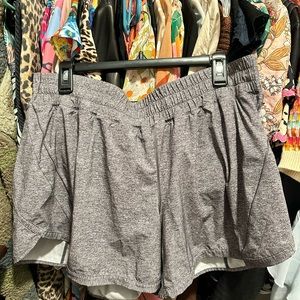 Lululemon shorts size 18